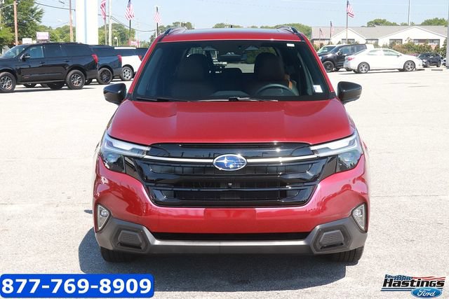 Used 2025 Subaru Forester Touring w/ Popular Package - Touring AWD/4WD image 2