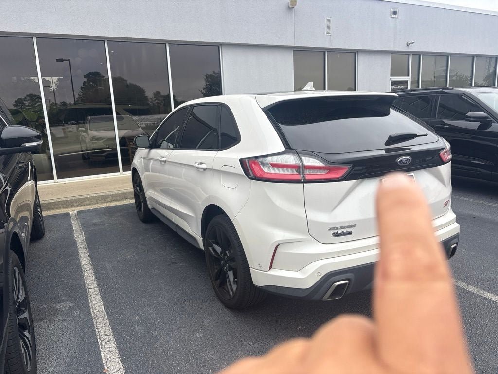 Certified 2019 Ford Edge ST w/ Equipment Group 401A AWD/4WD image 2