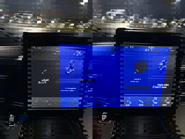 Certified 2020 Ford Explorer XLT w/ Equipment Group 202A image 12