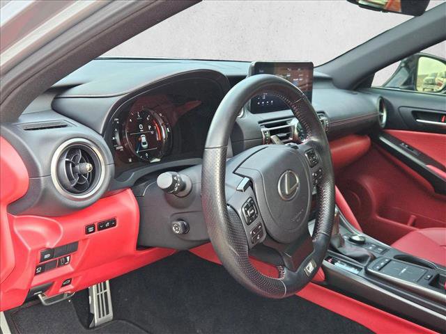 Used 2022 Lexus IS 350 F Sport RWD image 9