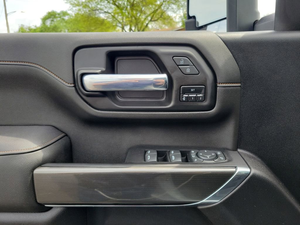 Used 2022 GMC Sierra 2500 AT4 w/ AT4 Preferred Package AWD/4WD image 19