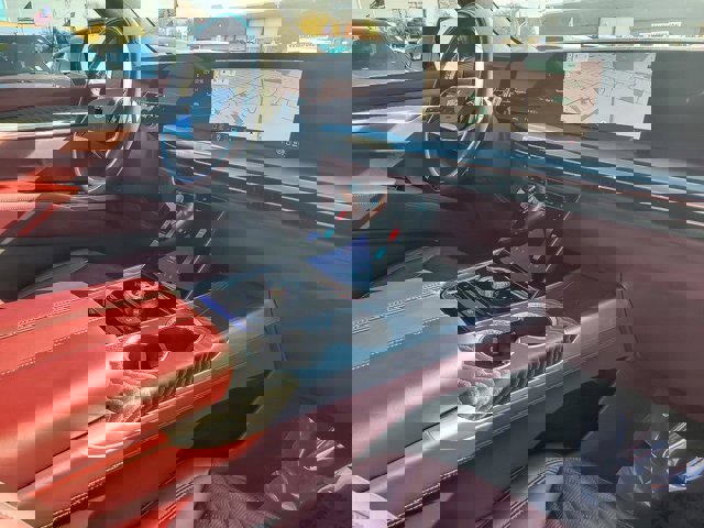 Used 2025 Cadillac Escalade Premium Luxury image 32