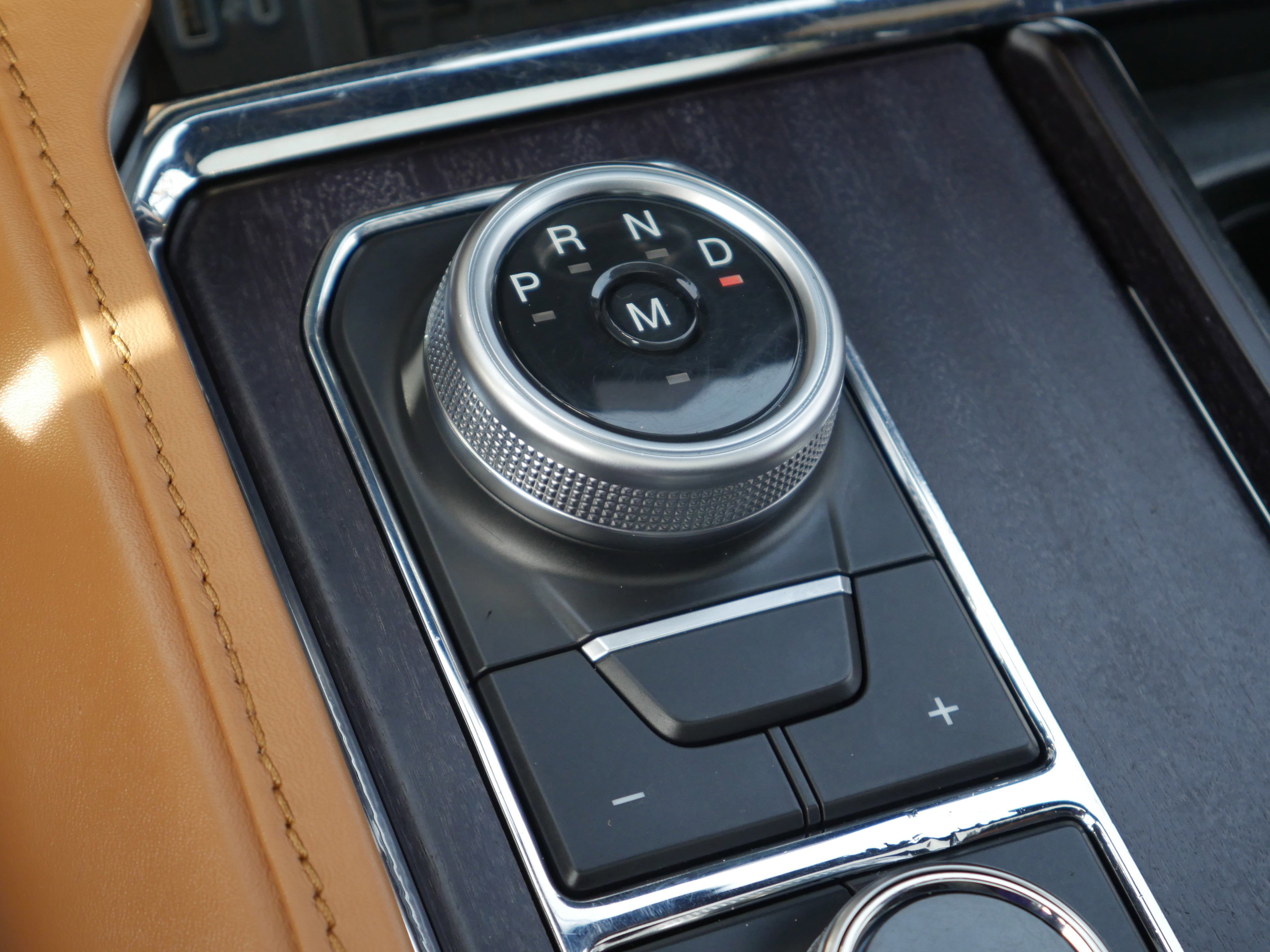 Certified 2023 Ford Expedition Max Platinum image 25