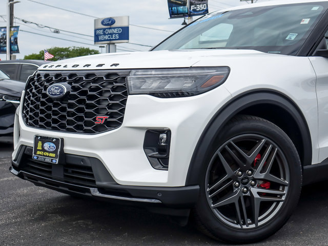 Certified 2025 Ford Explorer ST w/ Sun And Sound Package AWD/4WD image 2