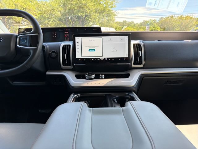 Certified 2025 Ford Expedition Active RWD image 19