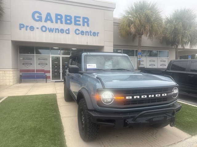 Certified 2022 Ford Bronco Black Diamond AWD/4WD image 3