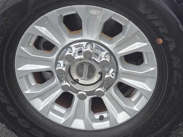 Certified 2022 Ford F250 XL w/ STX Appearance Package AWD/4WD image 14