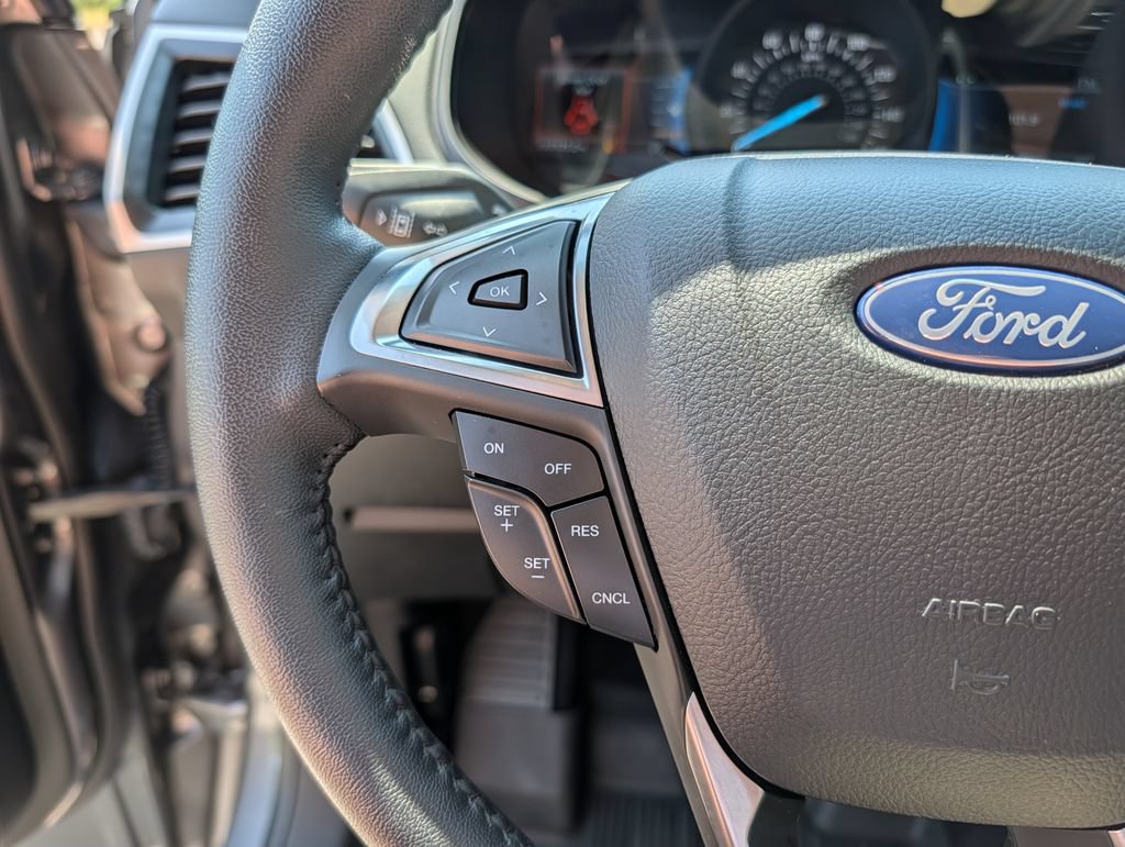 Certified 2024 Ford Edge SEL AWD/4WD image 10