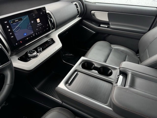 Certified 2025 Ford Expedition Max Active image 32