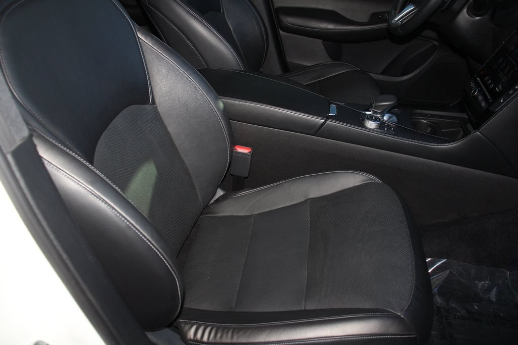 Used 2022 INFINITI QX50 Luxe w/ Appearance Package FWD image 28