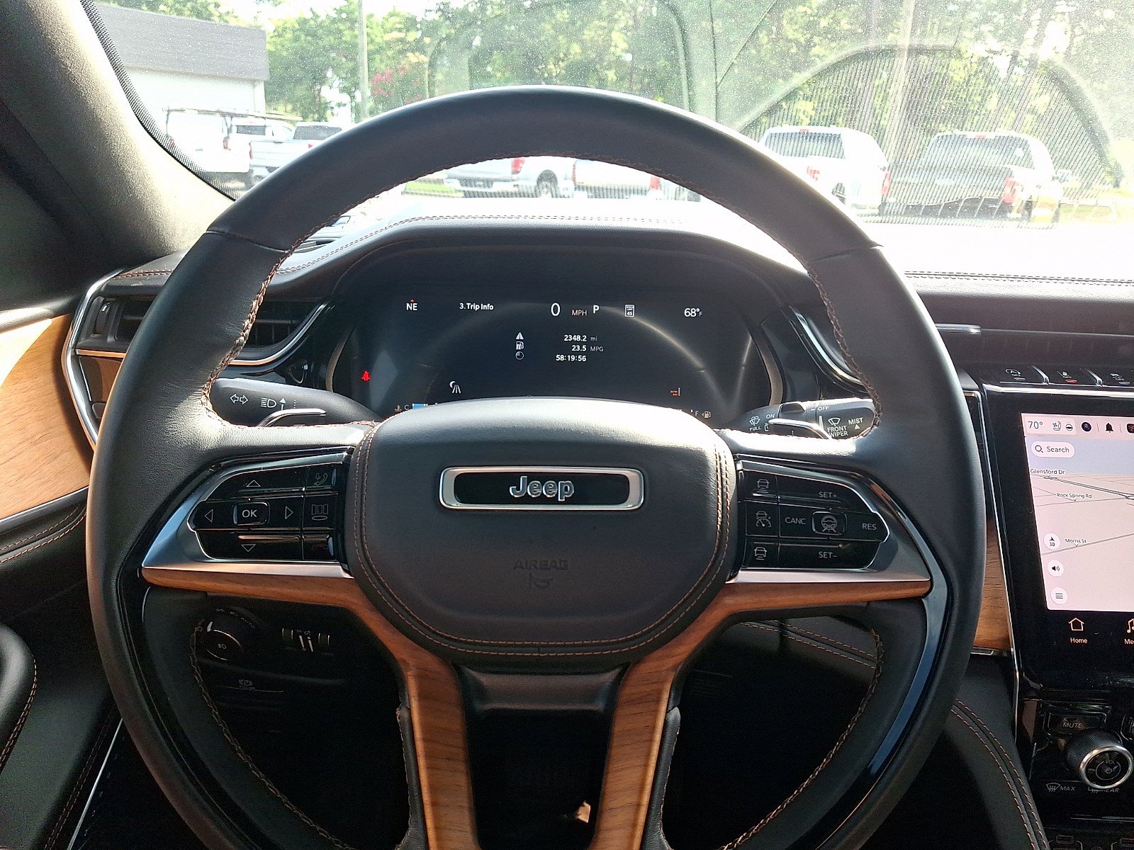 Used 2023 Jeep Grand Cherokee L Summit AWD/4WD image 19