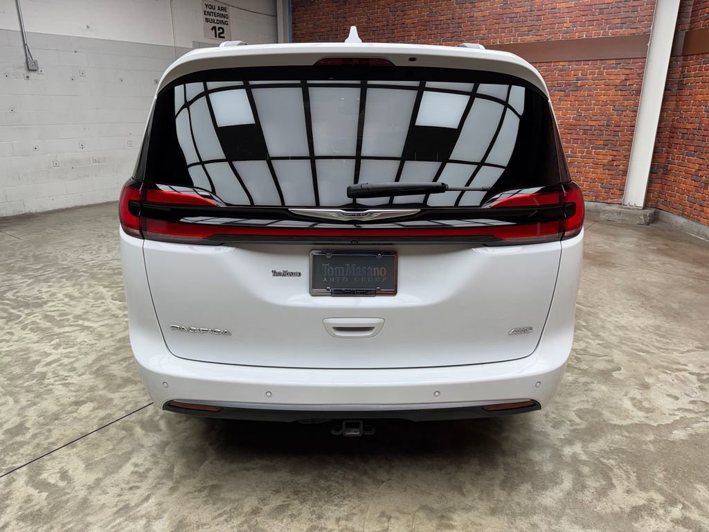 Used 2021 Chrysler Pacifica Pinnacle AWD/4WD image 5
