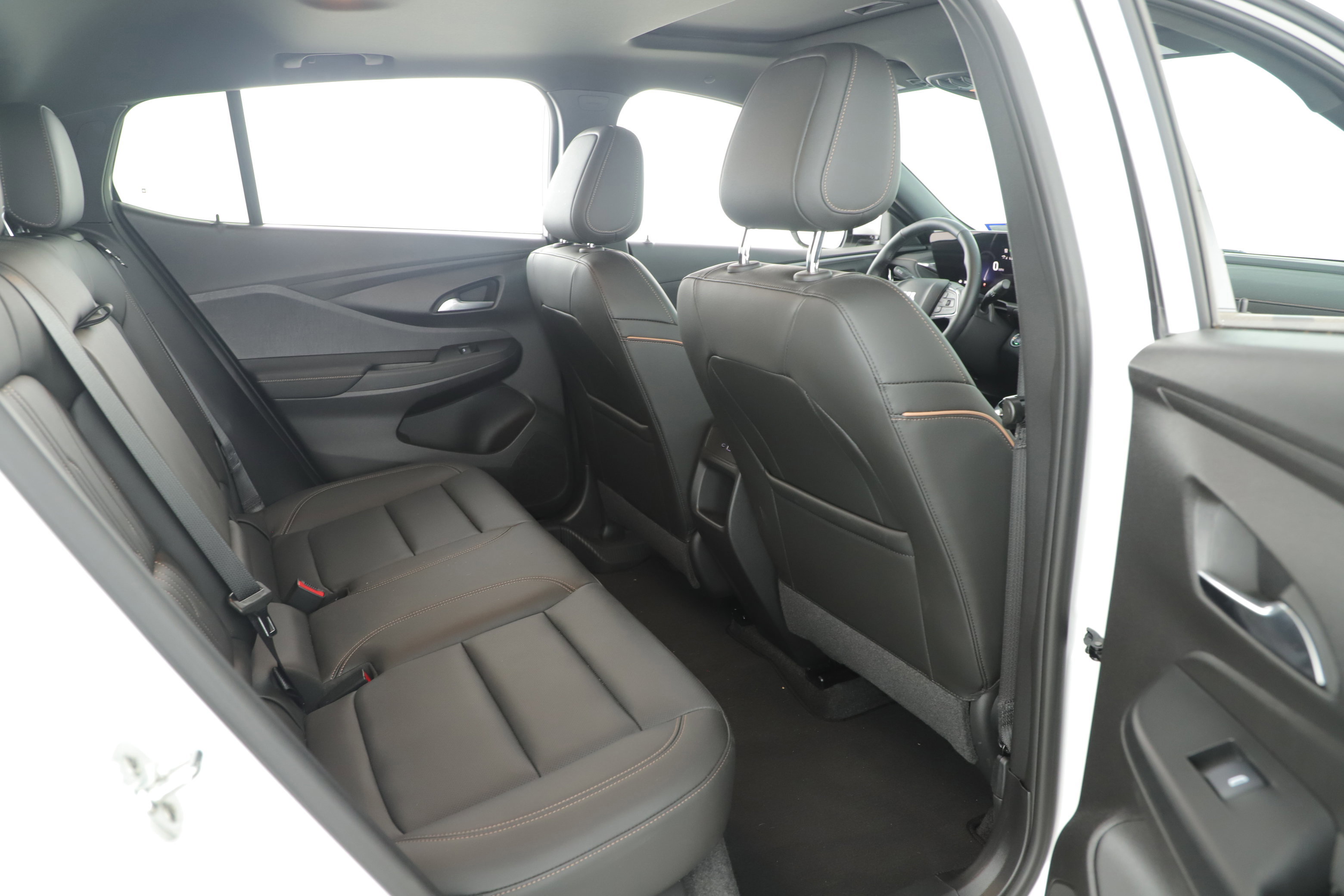 Used 2025 Buick Envista Avenir image 20