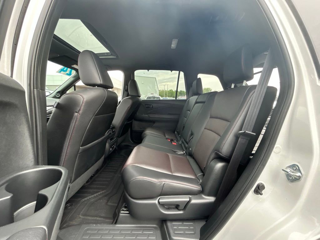 Used 2024 Honda Passport Black Edition image 30