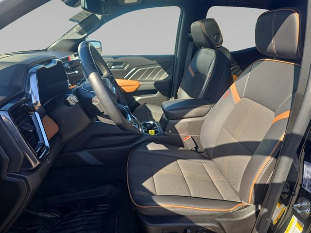 Used 2023 GMC Canyon AT4 w/ Technology Package image 9