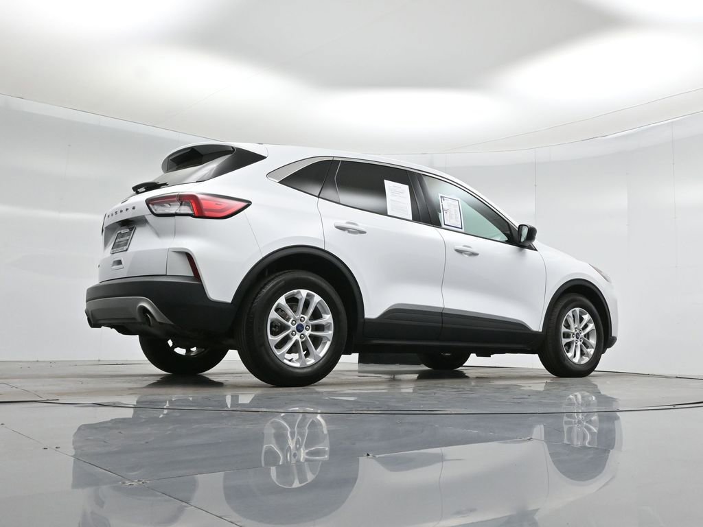 Certified 2022 Ford Escape SE w/ Convenience Package image 50