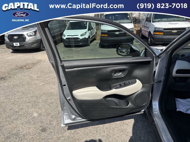 Used 2024 Honda HR-V LX image 19