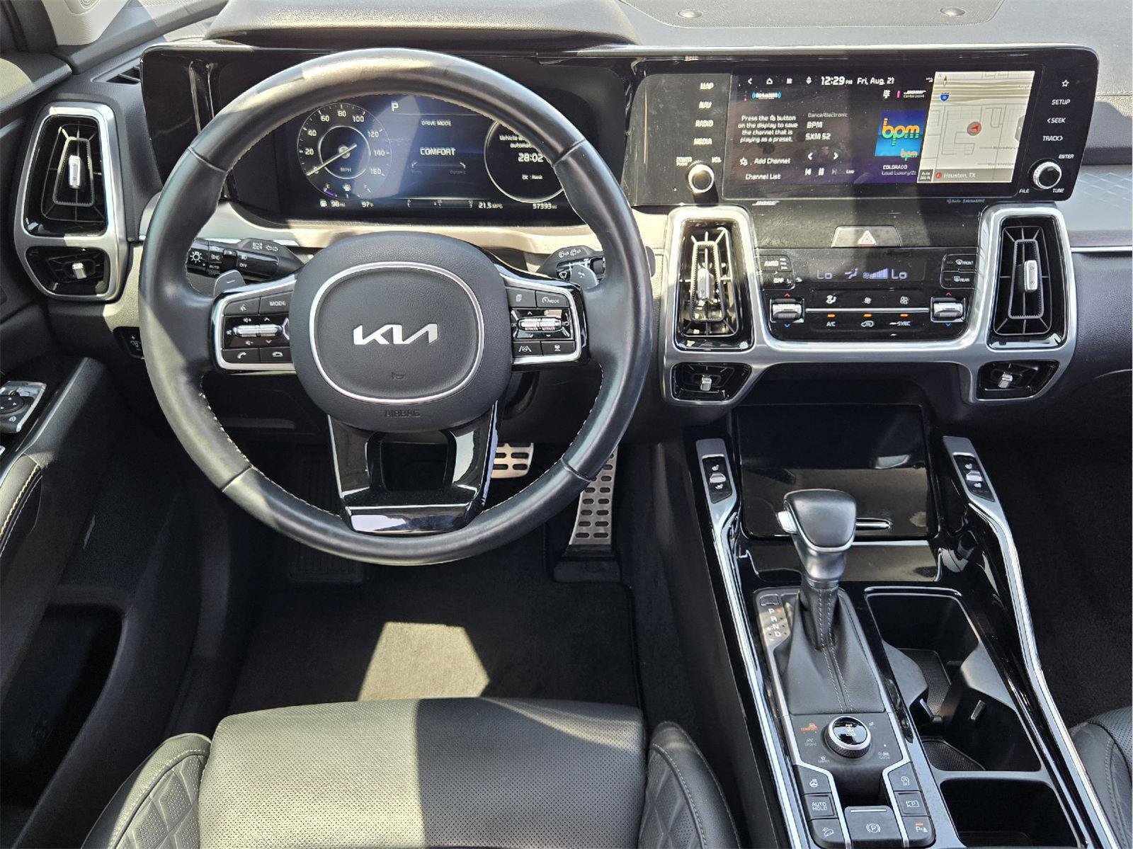 Used 2023 Kia Sorento SX AWD/4WD image 24