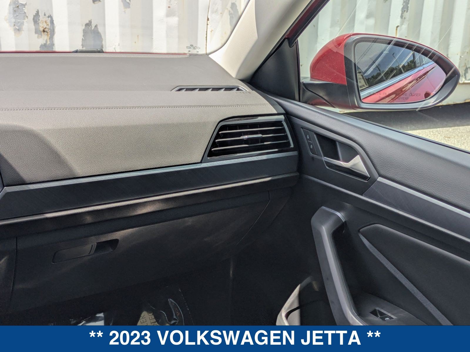 Used 2023 Volkswagen Jetta SE FWD image 17