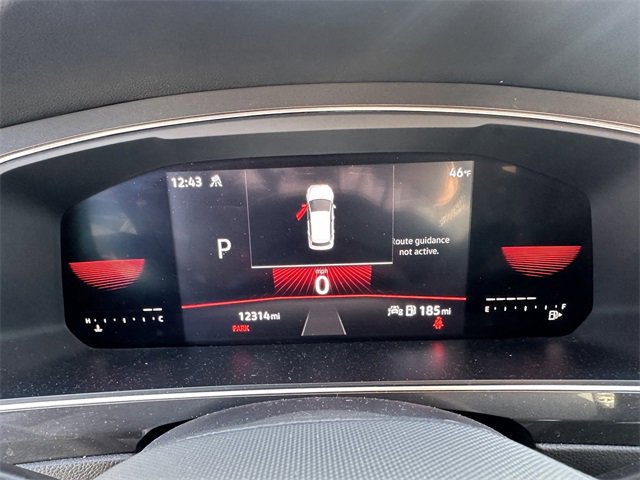 Used 2023 Volkswagen Tiguan SE R-Line image 20