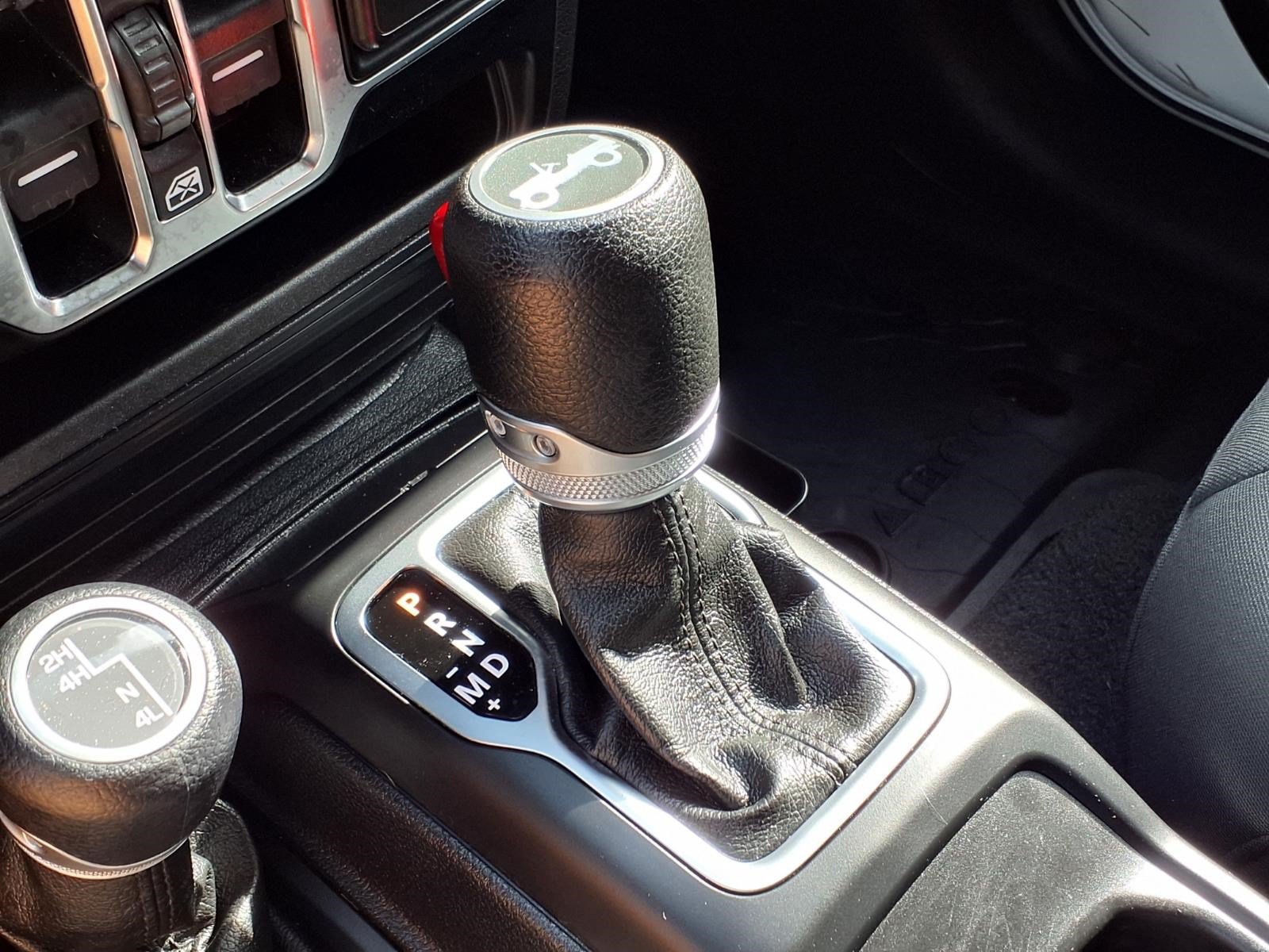 Used 2020 Jeep Wrangler Unlimited Sport AWD/4WD image 17