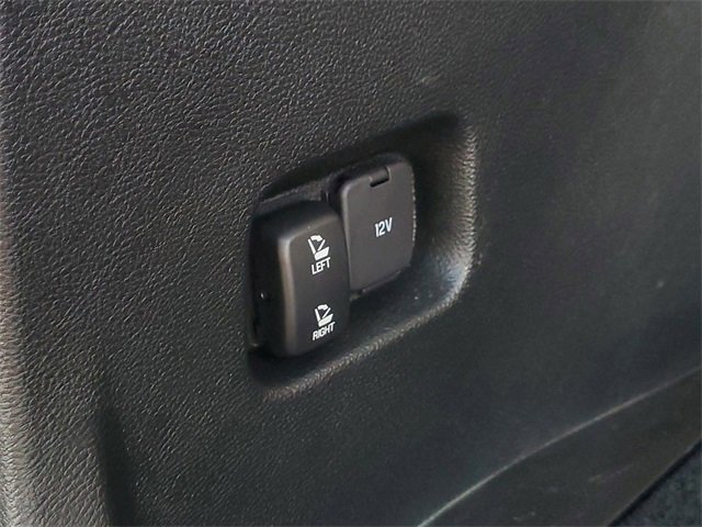 Certified 2022 Ford Edge Titanium w/ Equipment Group 301A image 9