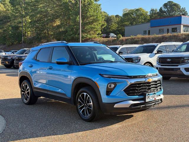 Used 2025 Chevrolet TrailBlazer LT AWD/4WD image 6