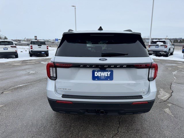 Certified 2025 Ford Explorer Active image 7
