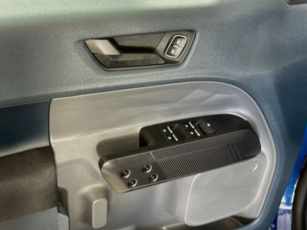 Certified 2023 Ford Maverick XL FWD image 20