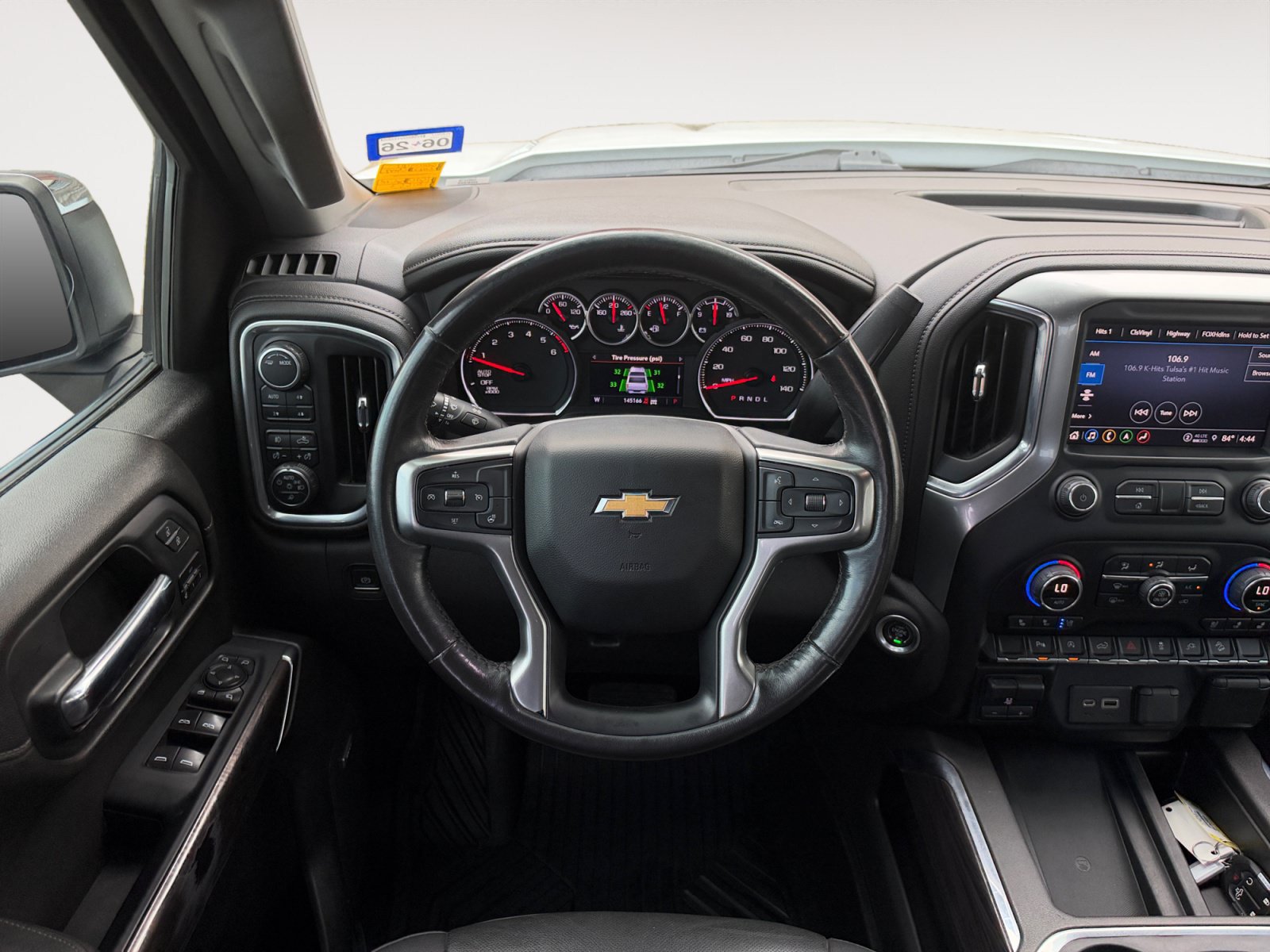 Used 2022 Chevrolet Silverado 1500 LTZ AWD/4WD image 12