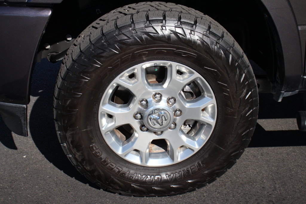 Used 2019 RAM 2500 Laramie AWD/4WD image 14