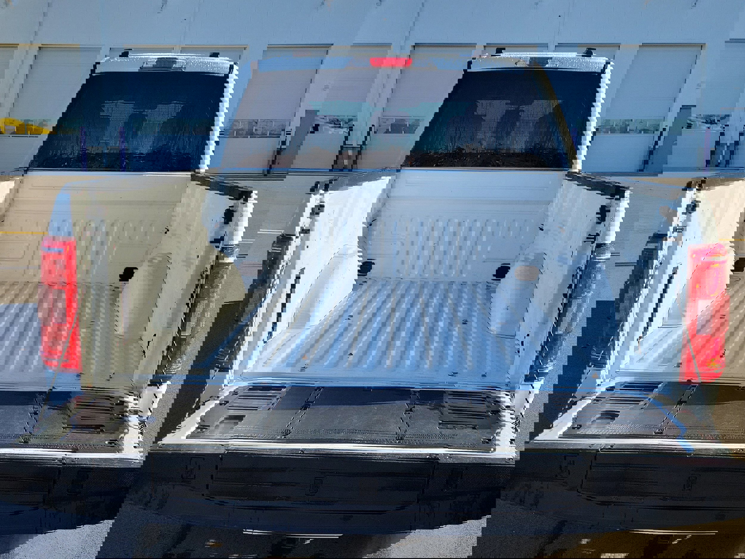 Certified 2021 Ford F150 XLT w/ Equipment Group 302A High image 10