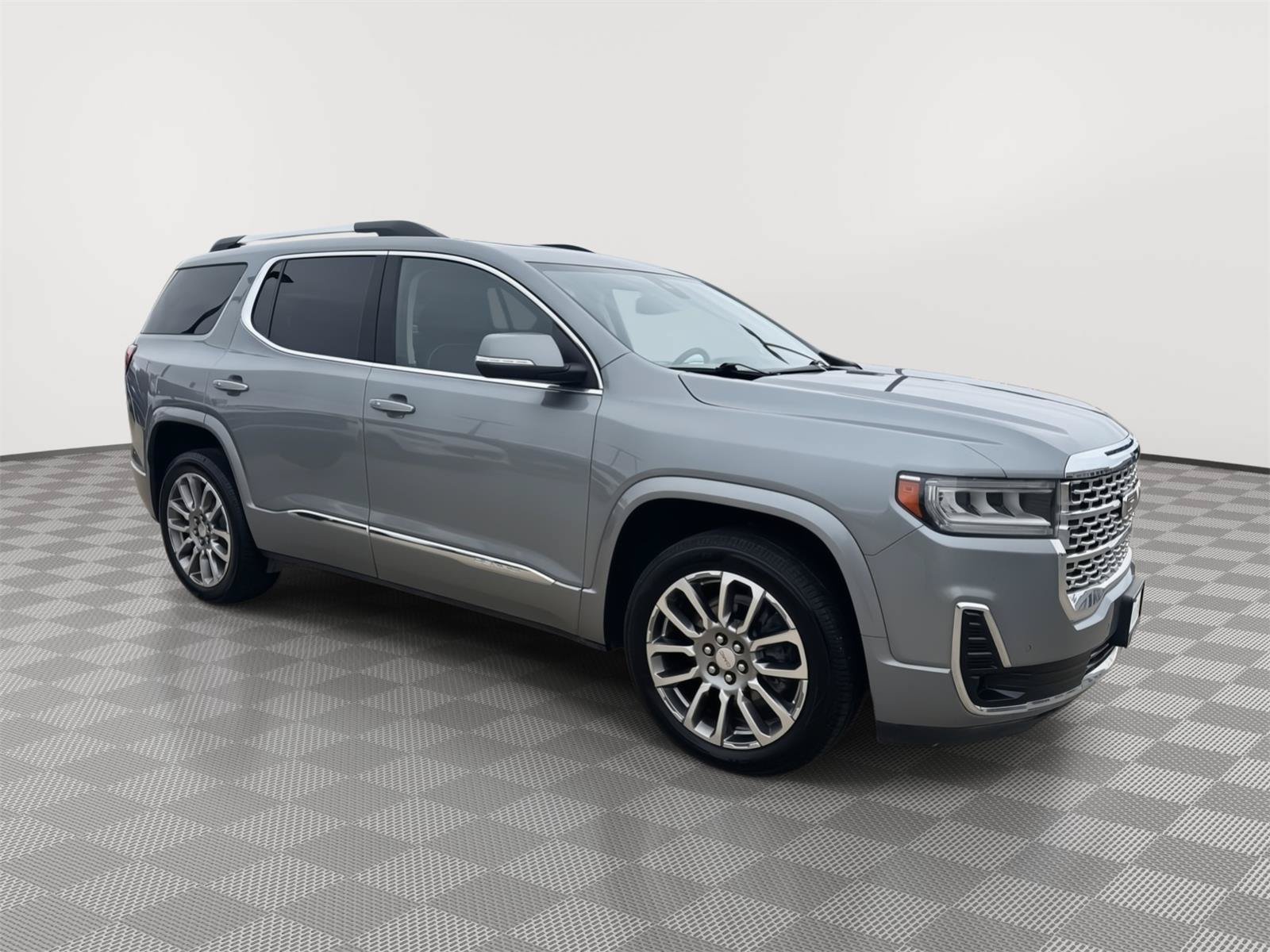 Used 2023 GMC Acadia Denali w/ Trailering Package AWD/4WD image 6