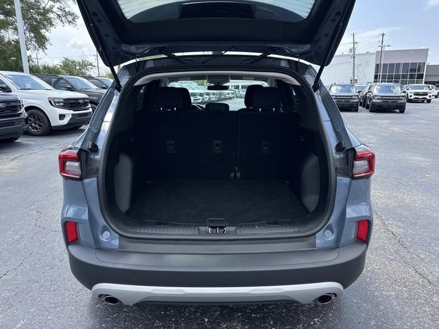 Certified 2025 Ford Escape Active AWD/4WD image 8