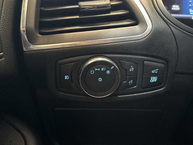 Certified 2022 Ford Edge ST w/ Equipment Group 401A image 17