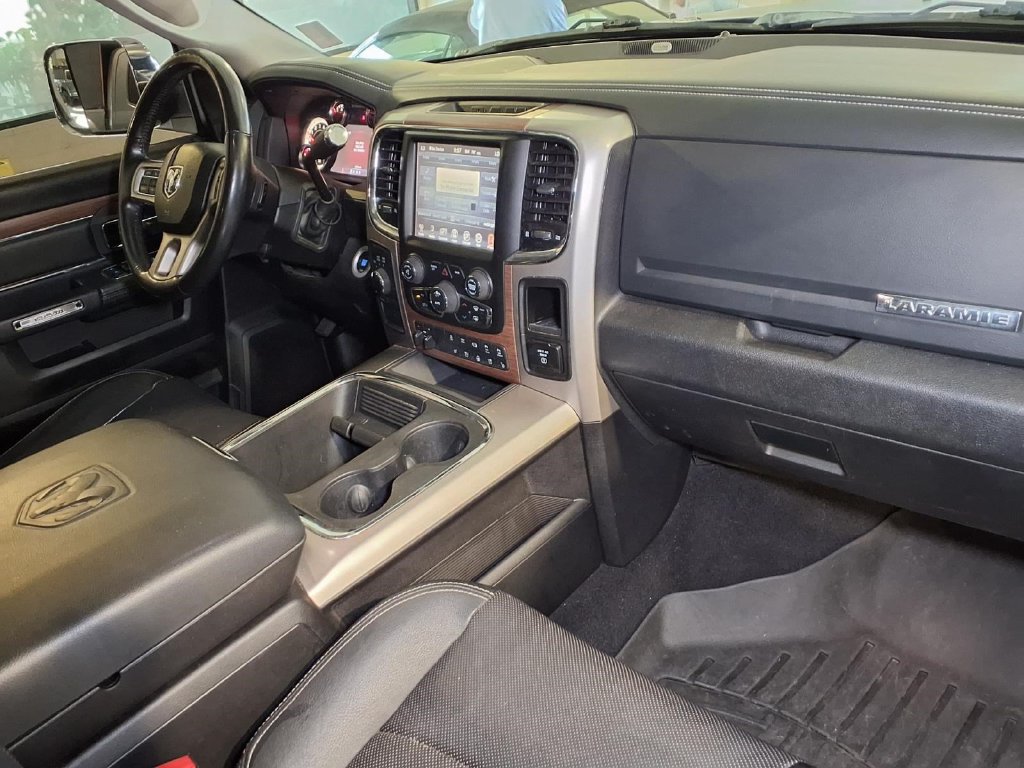 Used 2017 RAM 2500 Laramie w/ Convenience Group AWD/4WD image 29