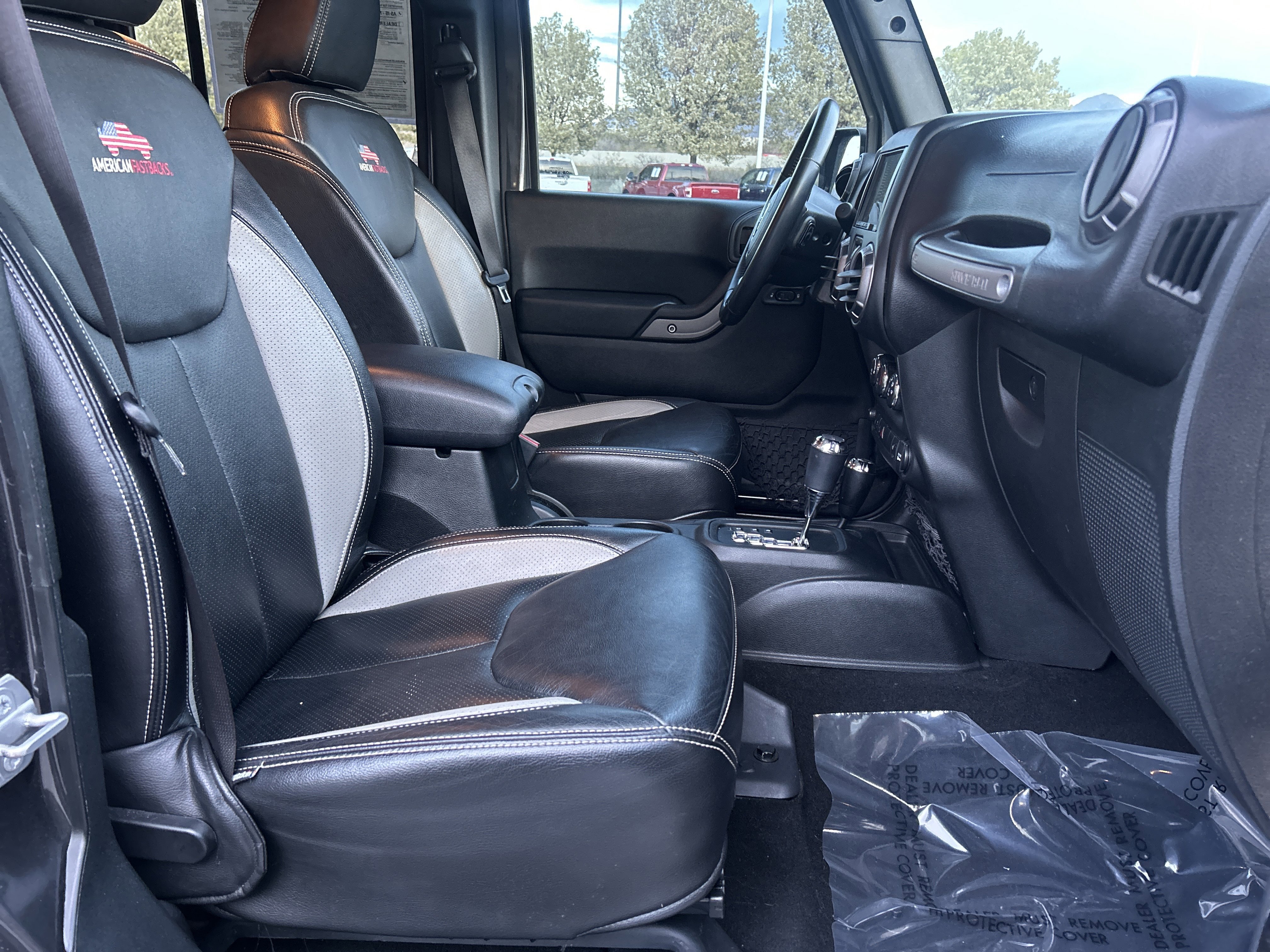 Used 2018 Jeep Wrangler Unlimited Sport S image 28