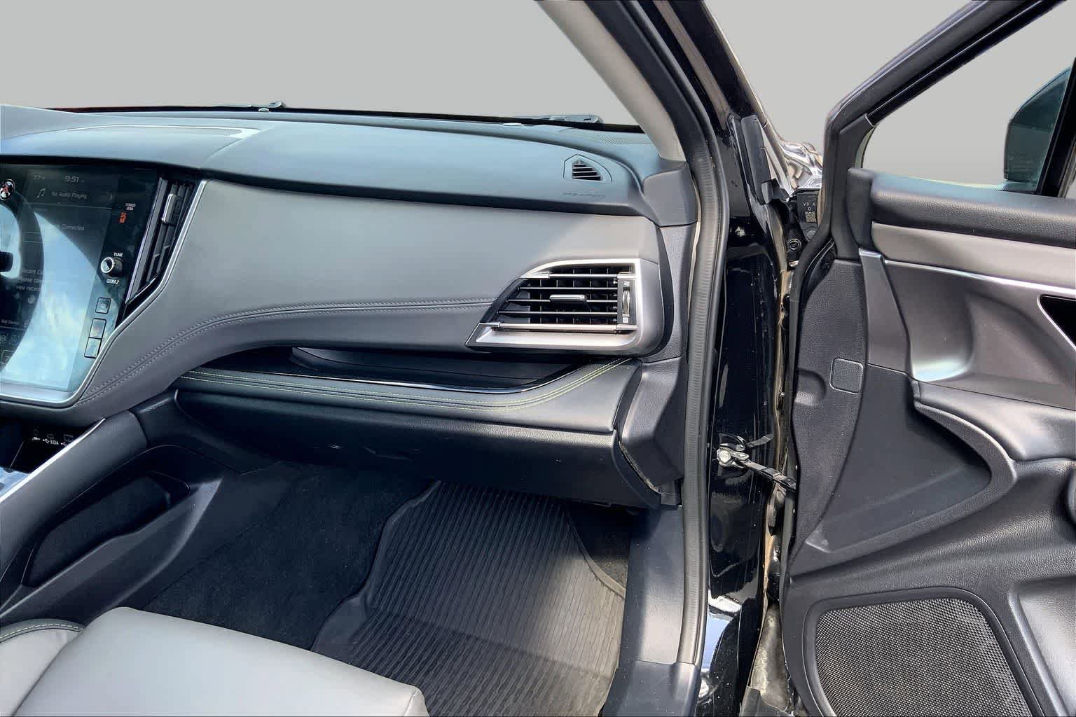 Used 2023 Subaru Outback Onyx Edition AWD/4WD image 18