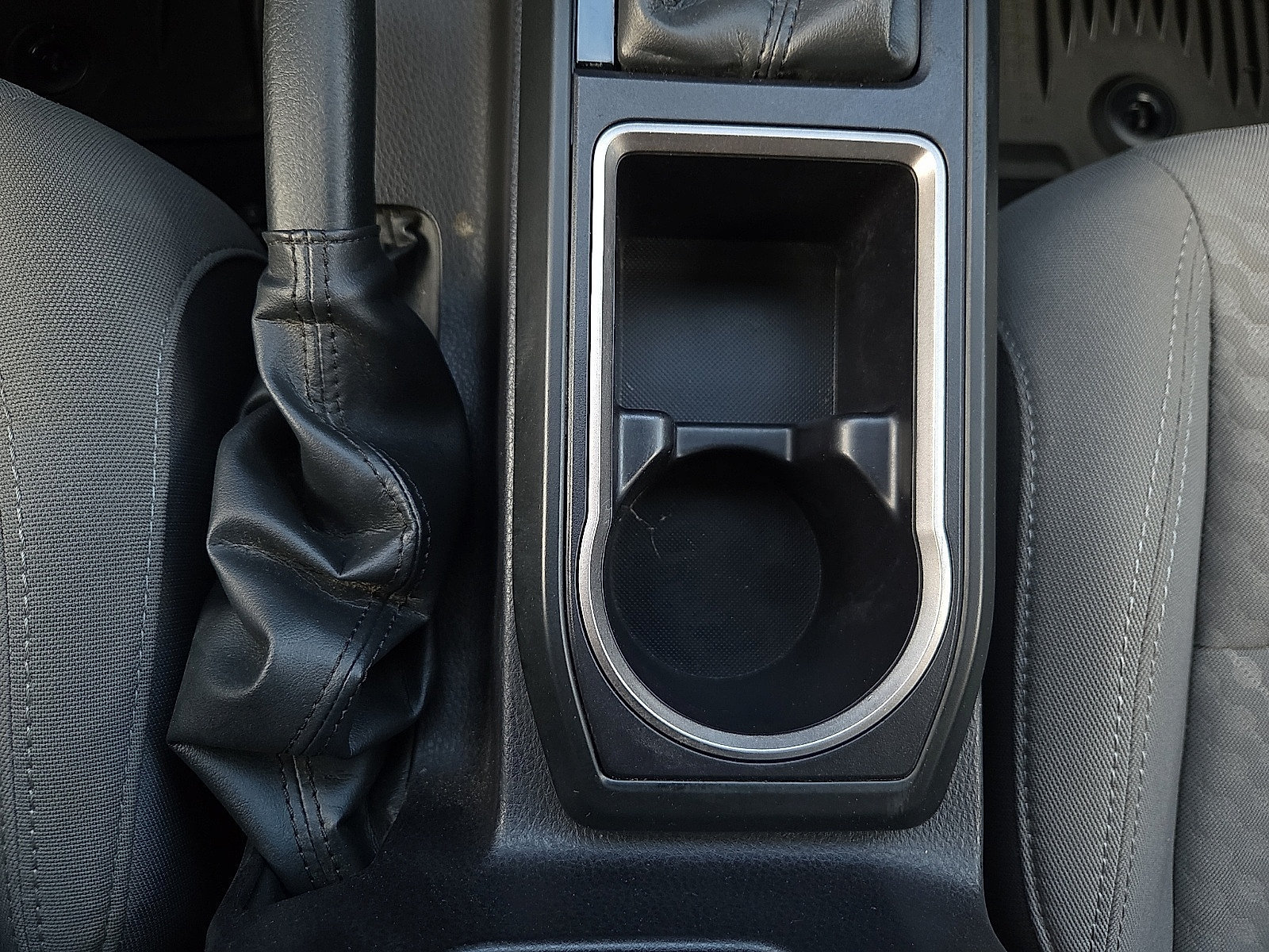 Used 2022 Toyota Tacoma SR AWD/4WD image 22