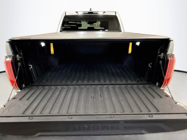 Used 2024 Toyota Tundra Platinum AWD/4WD image 28