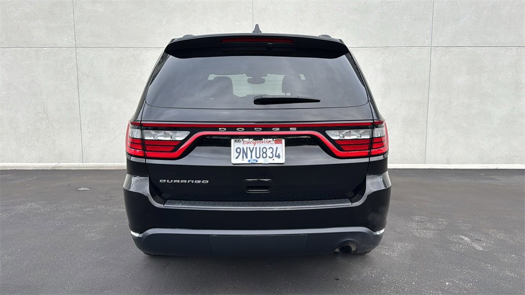 Used 2023 Dodge Durango SXT image 2