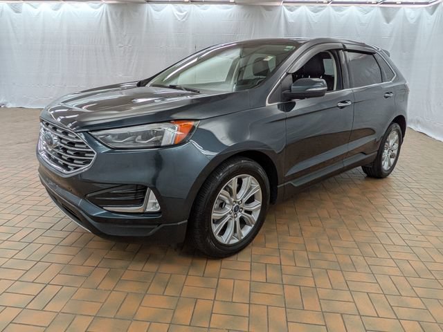 Certified 2022 Ford Edge Titanium w/ Equipment Group 301A AWD/4WD image 3