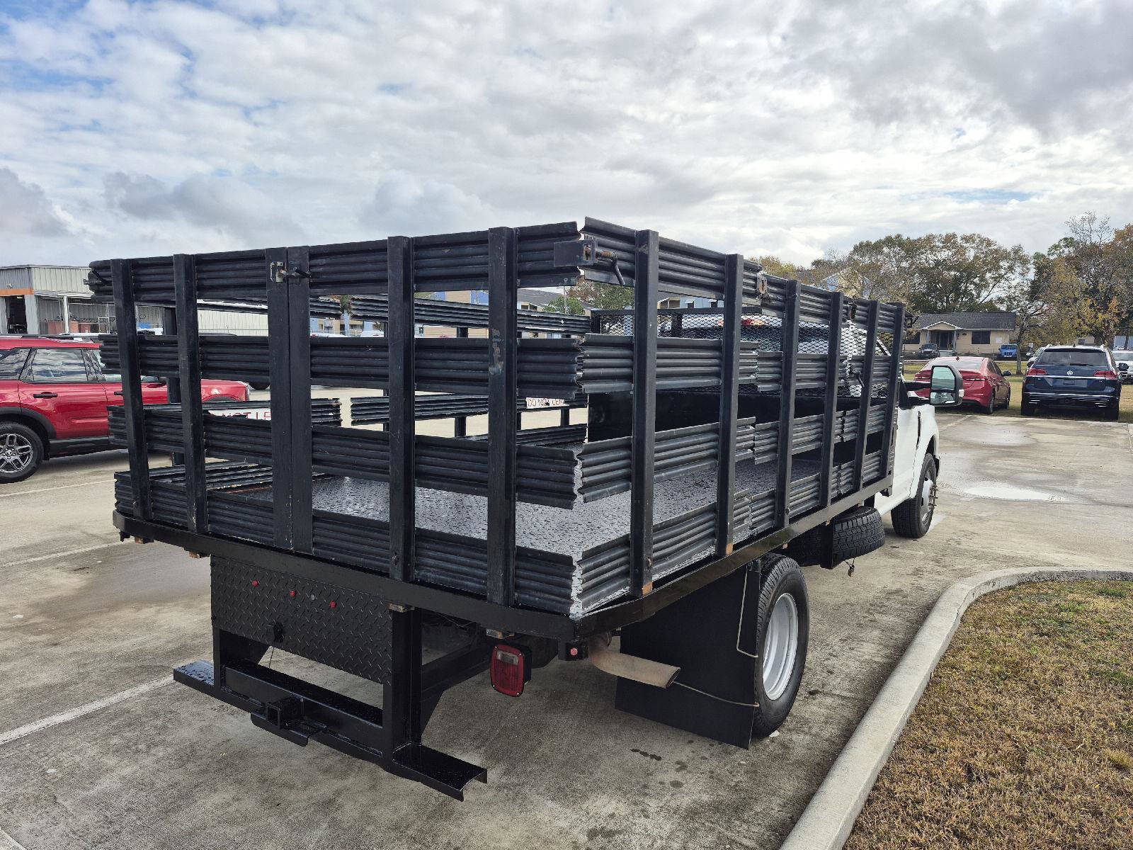 Certified 2019 Ford F350 XL w/ XL Value Package image 3