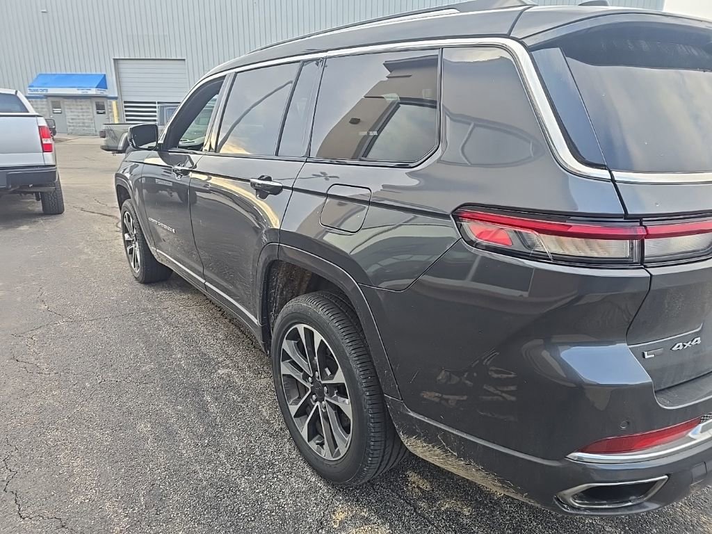 Used 2021 Jeep Grand Cherokee L Overland w/ Luxury Tech Group IV image 3