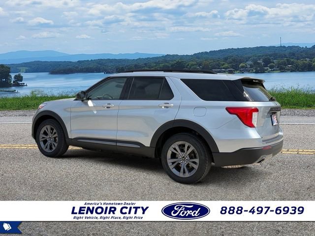Certified 2023 Ford Explorer XLT w/ Equipment Group 202A AWD/4WD image 5