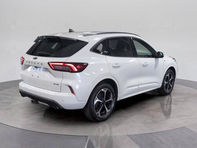 Certified 2023 Ford Escape ST-Line Select w/ Tech Pack #2 AWD/4WD image 7