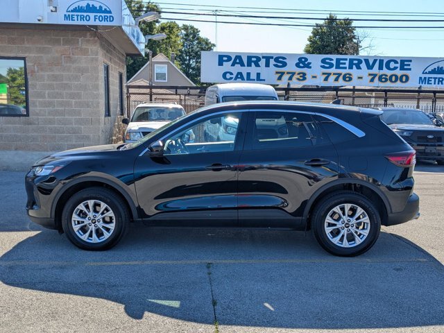 Certified 2023 Ford Escape Active AWD/4WD image 7