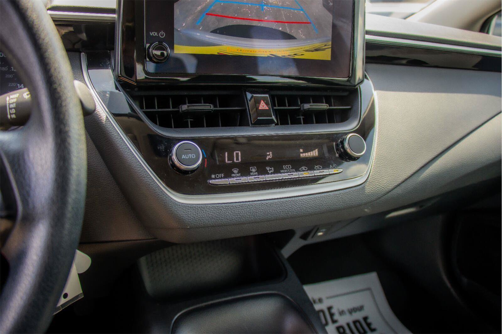 Used 2024 Toyota Corolla LE FWD image 17
