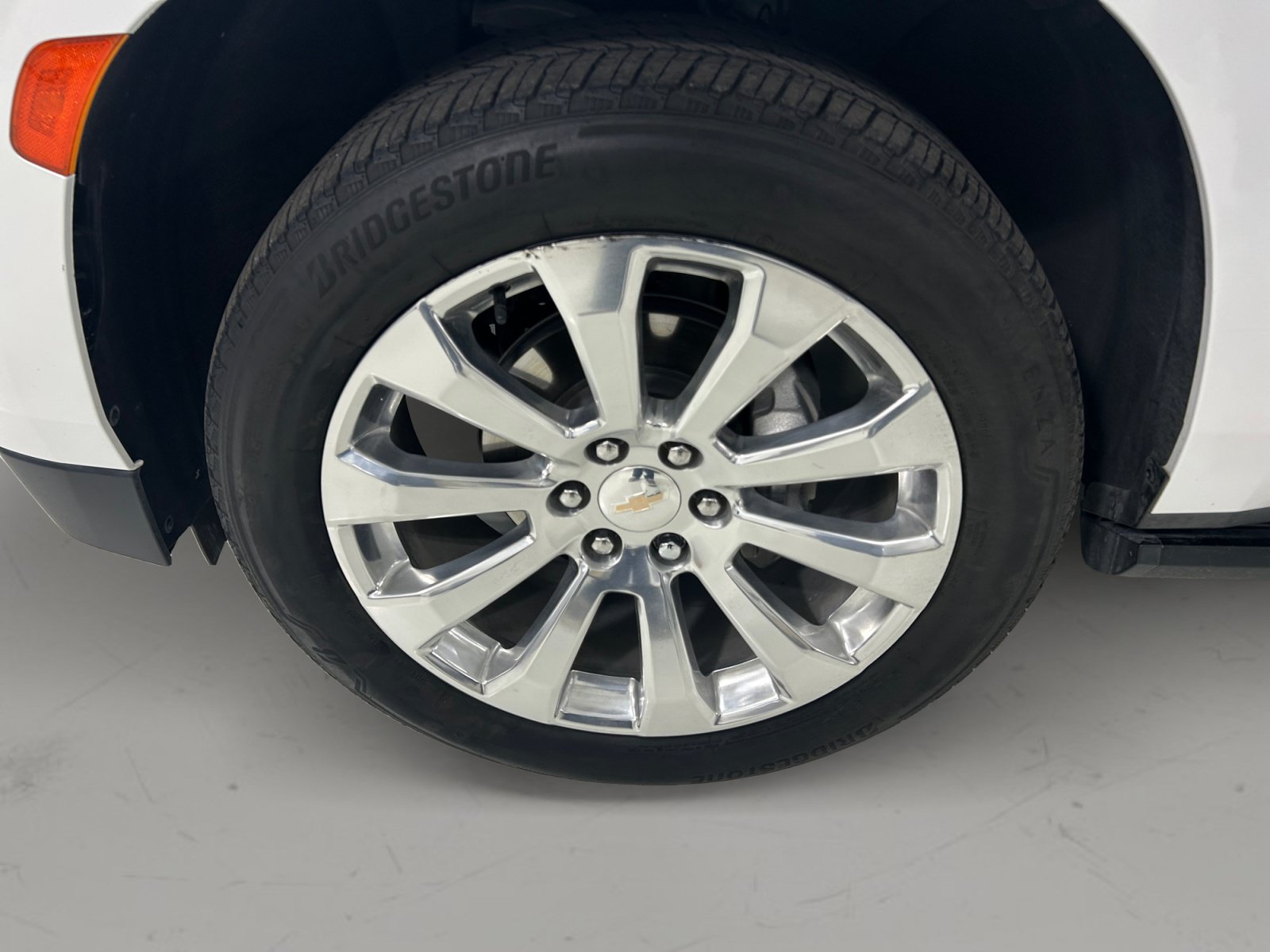 Used 2023 Chevrolet Tahoe Premier w/ Premium Package 2 AWD/4WD image 9