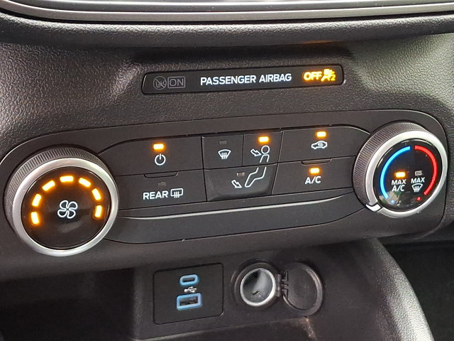 Certified 2023 Ford Escape AWD image 22